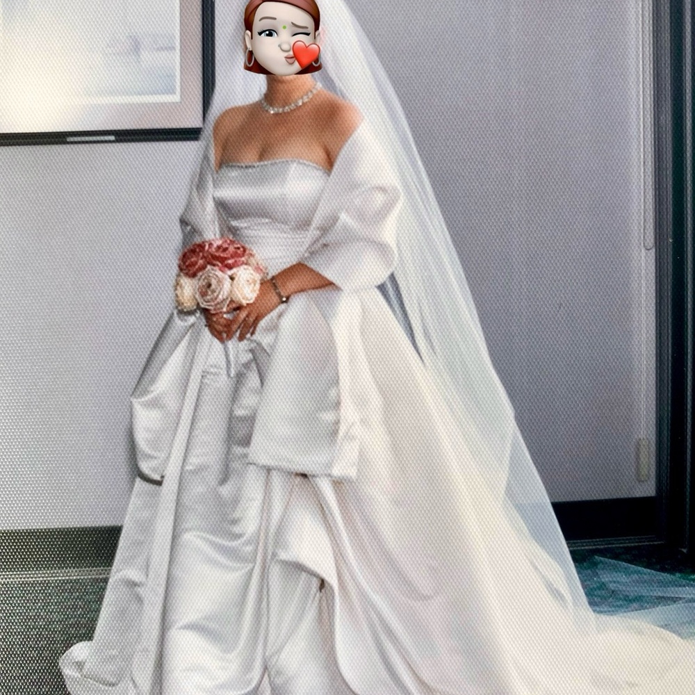 Elegant White Wedding Dress